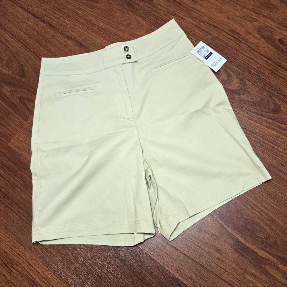NWT 89th + Madison High Rise Shorts